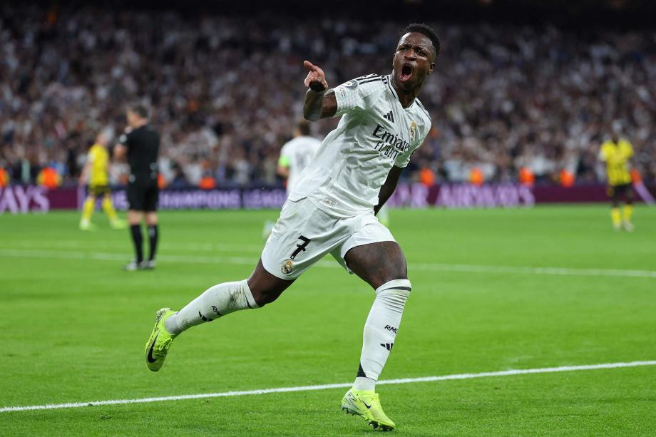 两球星提前 两球星提前